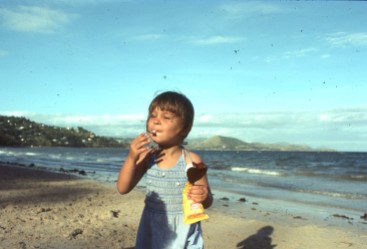 Rach at Ela Beach with ice cream 1977